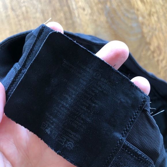 Lululemon ta ta tamer Sports 34C - Picture 5 of 5